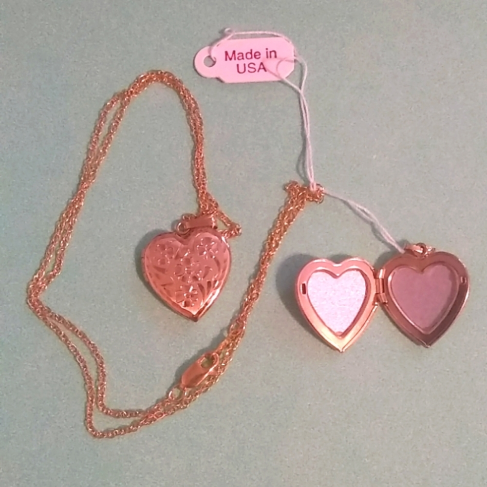 Gold locket